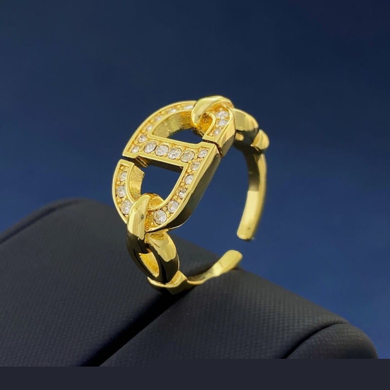 ch**an D*or rings